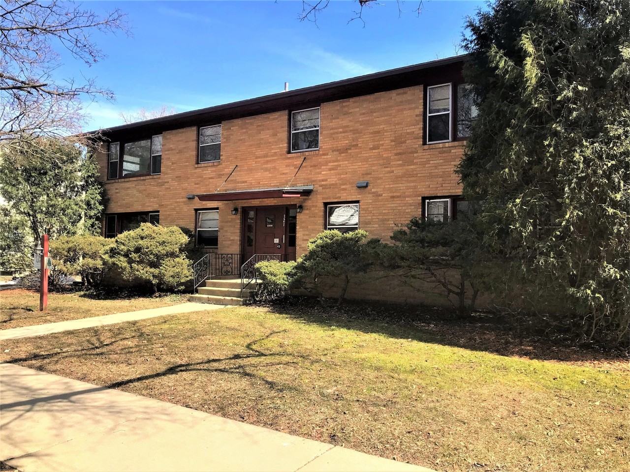 RM 321 Palomino Lane - Photo 3 of 20