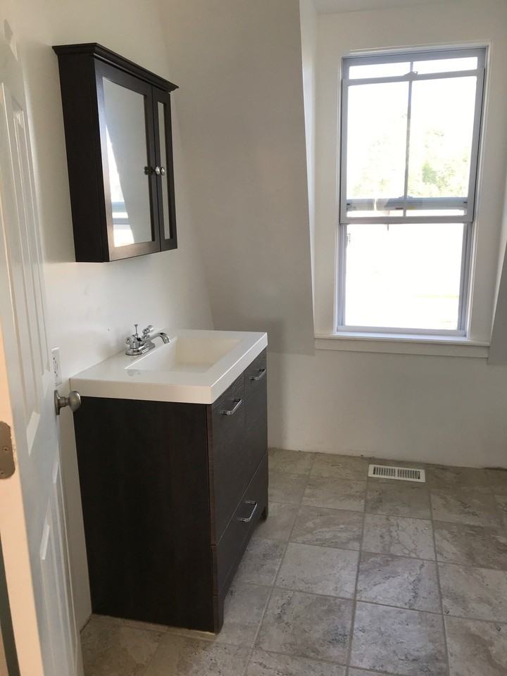 32A-40B Spaulding Street - Photo 2 of 10