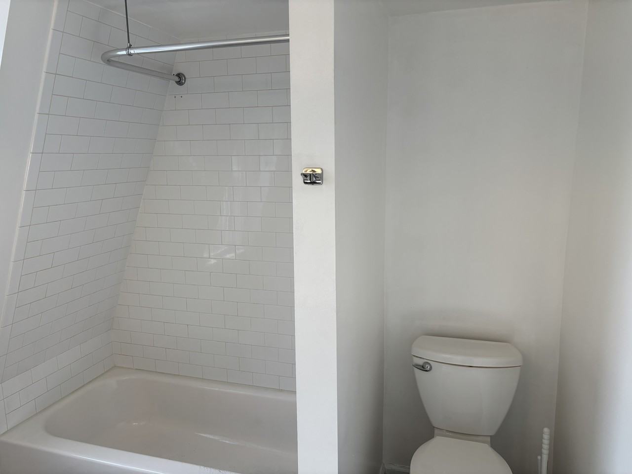 32A-40B Spaulding Street - Photo 6 of 10