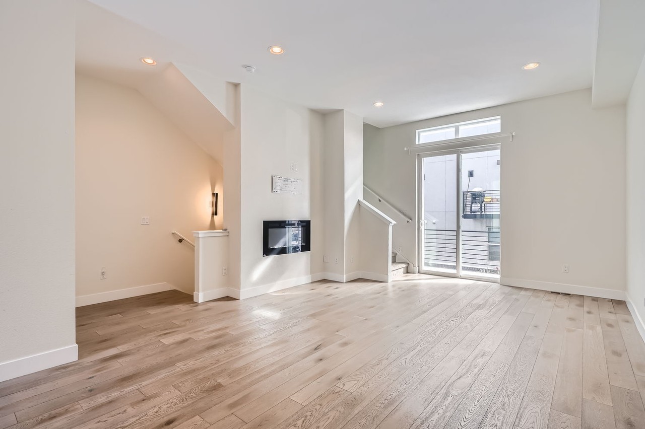3090 Wilson Court #9 - Photo 3 of 20