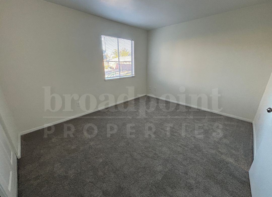339 West 15th Avenue - Photo 6 of 10