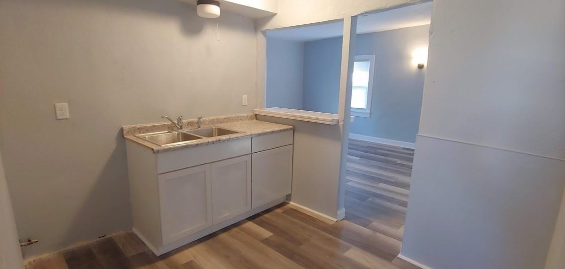 2006 East Morgan Avenue - Photo 3 of 9