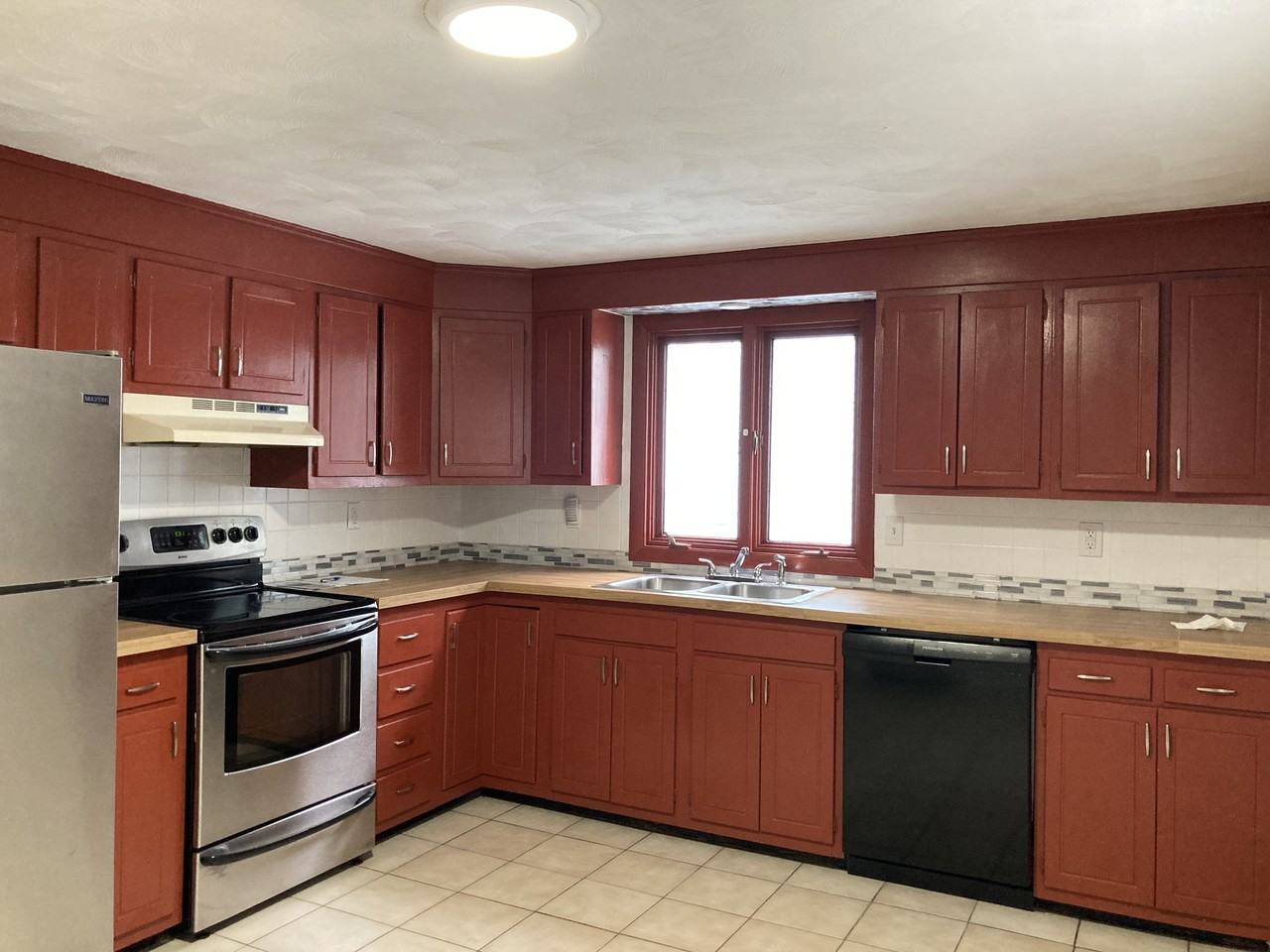 275 Belleville Rd - Photo 2 of 10