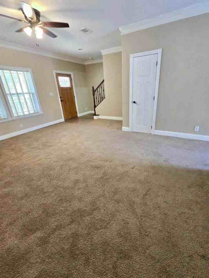 200 South 11th Street - Photo 6 of 18