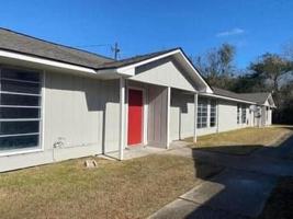 featured image of 603 Yvonne St