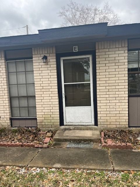 1916 Holloman Drive - Photo 7 of 17