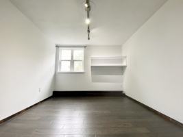 featured image of 276 Merritt Avenue