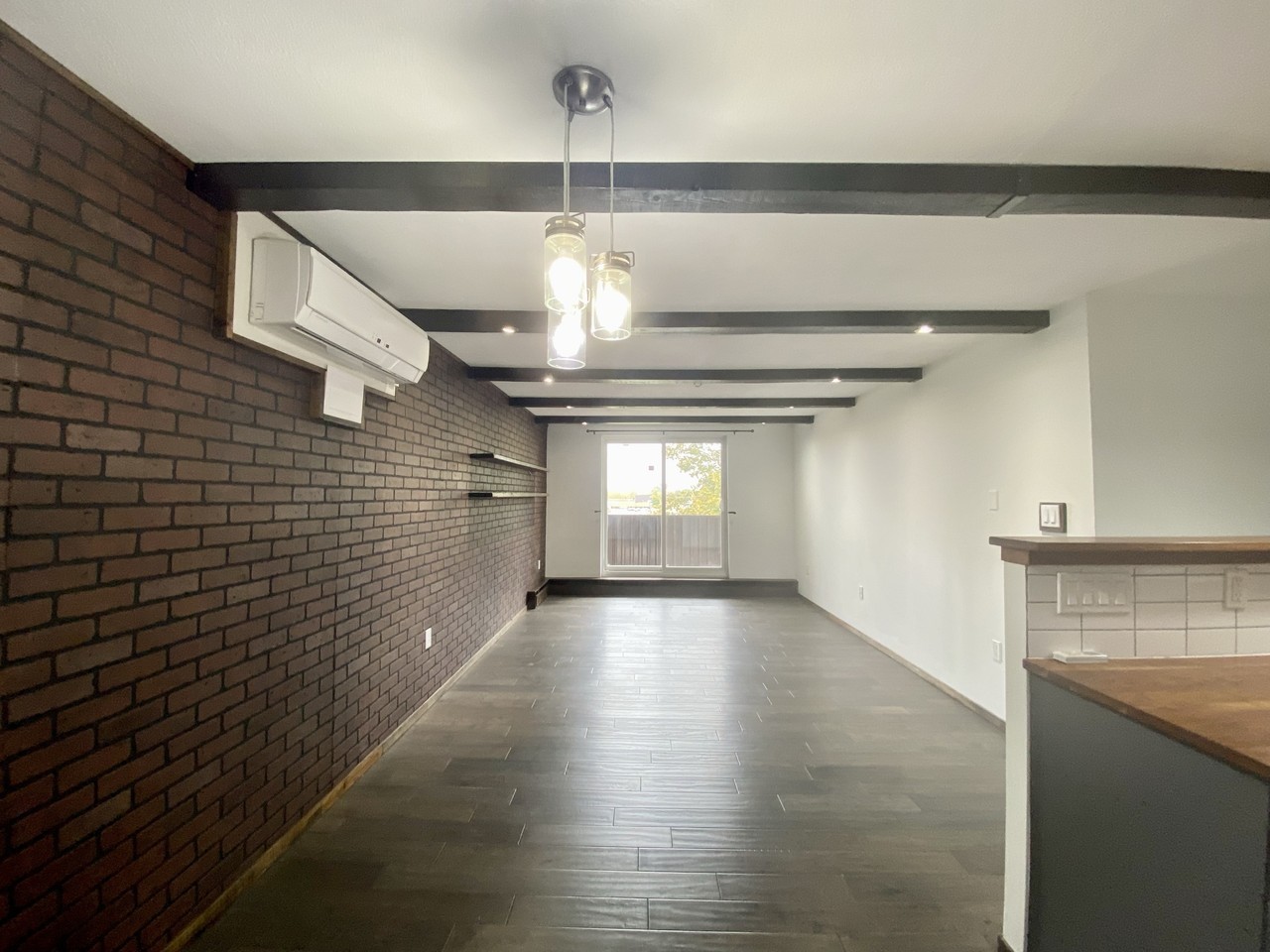 276 Merritt Avenue - Photo 5 of 6
