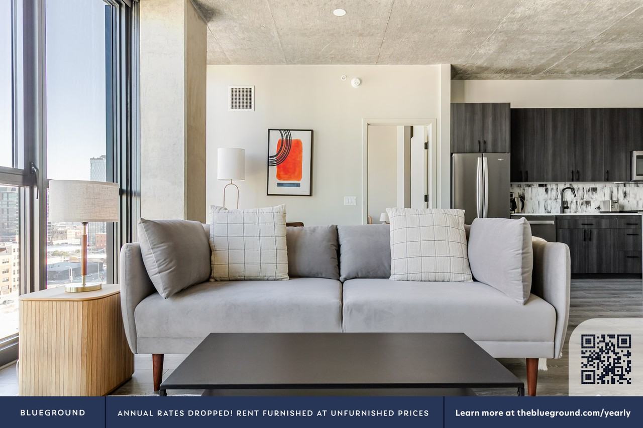 180 North Ada Street - Photo 4 of 50