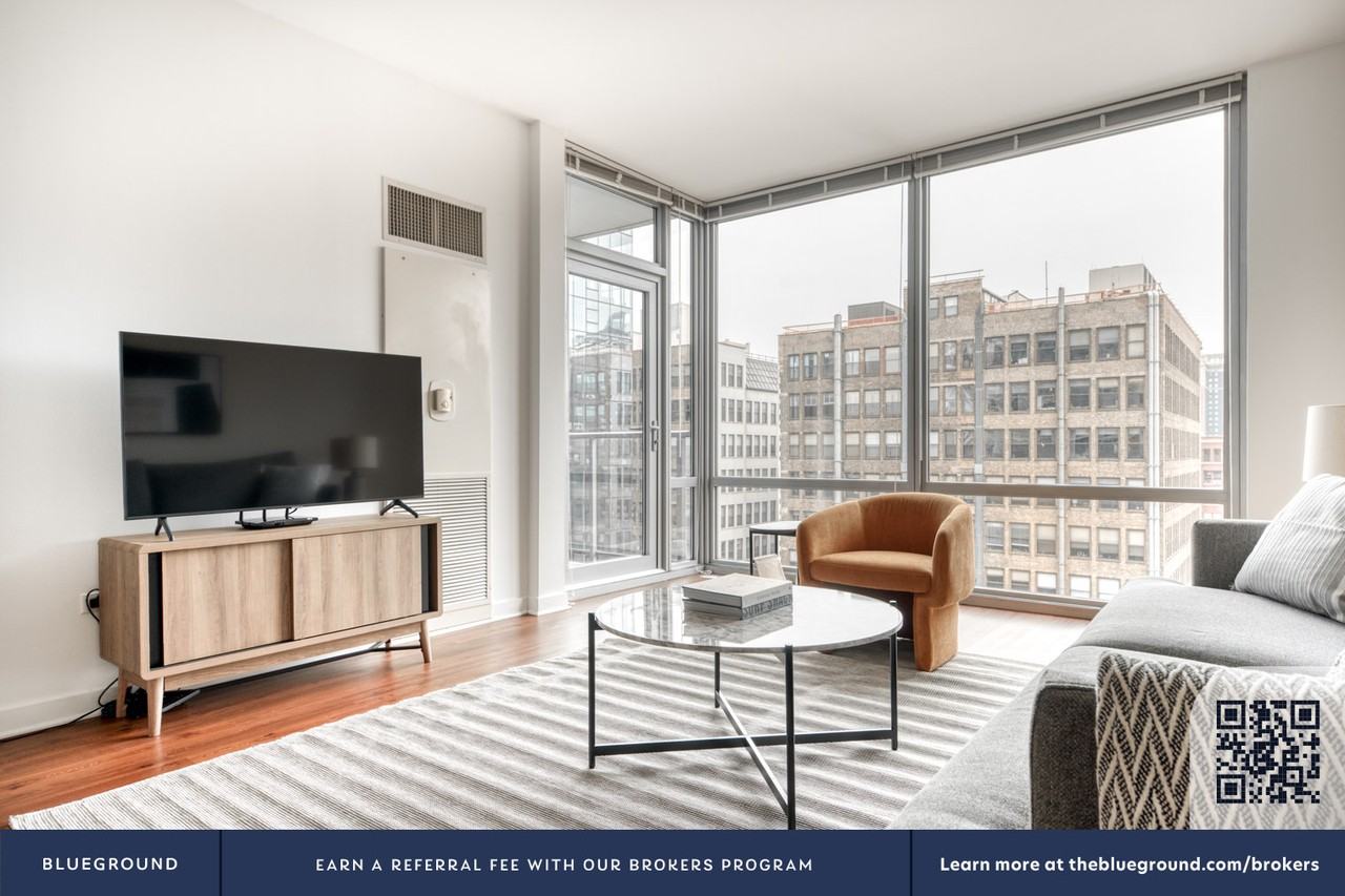 730 S Clark St #850 - Photo 4 of 35