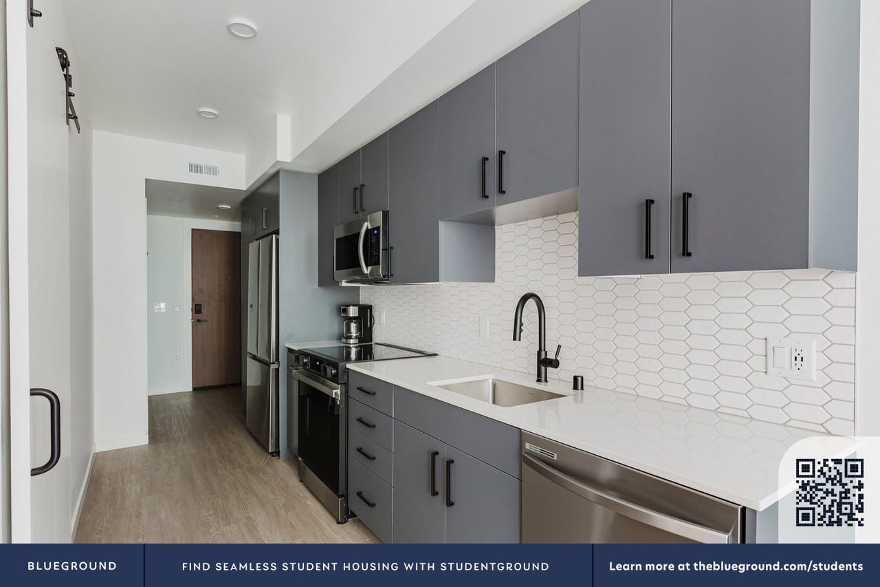 17305 Ne 67th Ct #828 - Photo 7 of 24