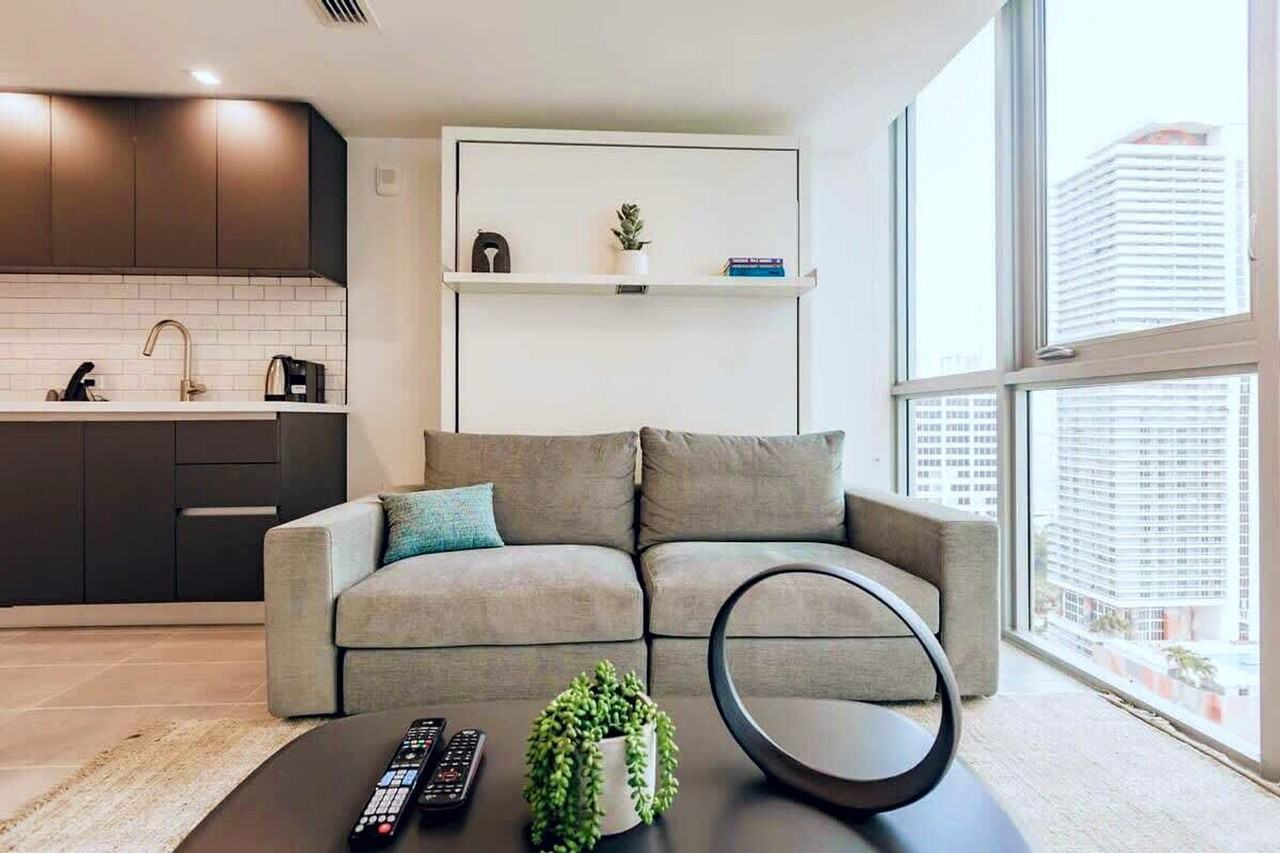 227 Ne 2nd St #1032204P - Photo 3 of 27