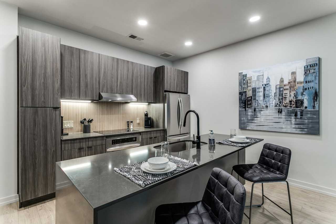 3700 Mckinney Ave #1028916P - Photo 2 of 20