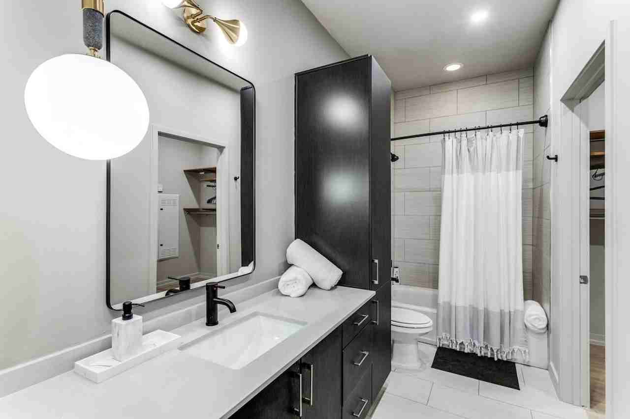 3700 Mckinney Ave #1028916P - Photo 4 of 20