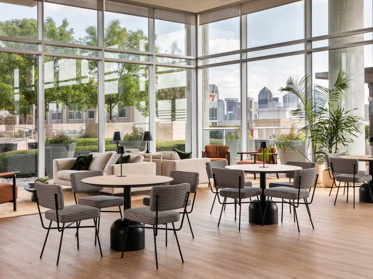 3700 Mckinney Ave #1028916P - Photo 7 of 20