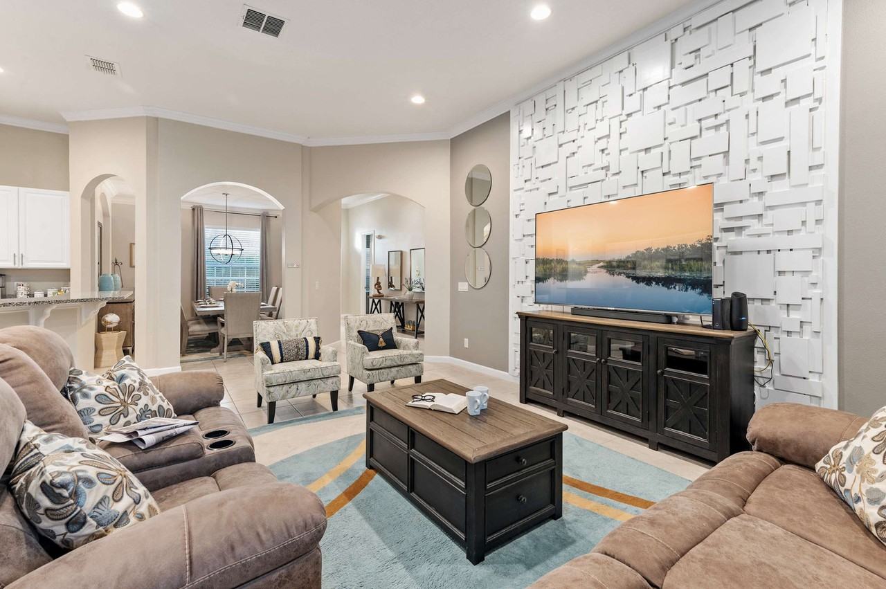 4076 Oaktree Dr #1029662P - Photo 2 of 50