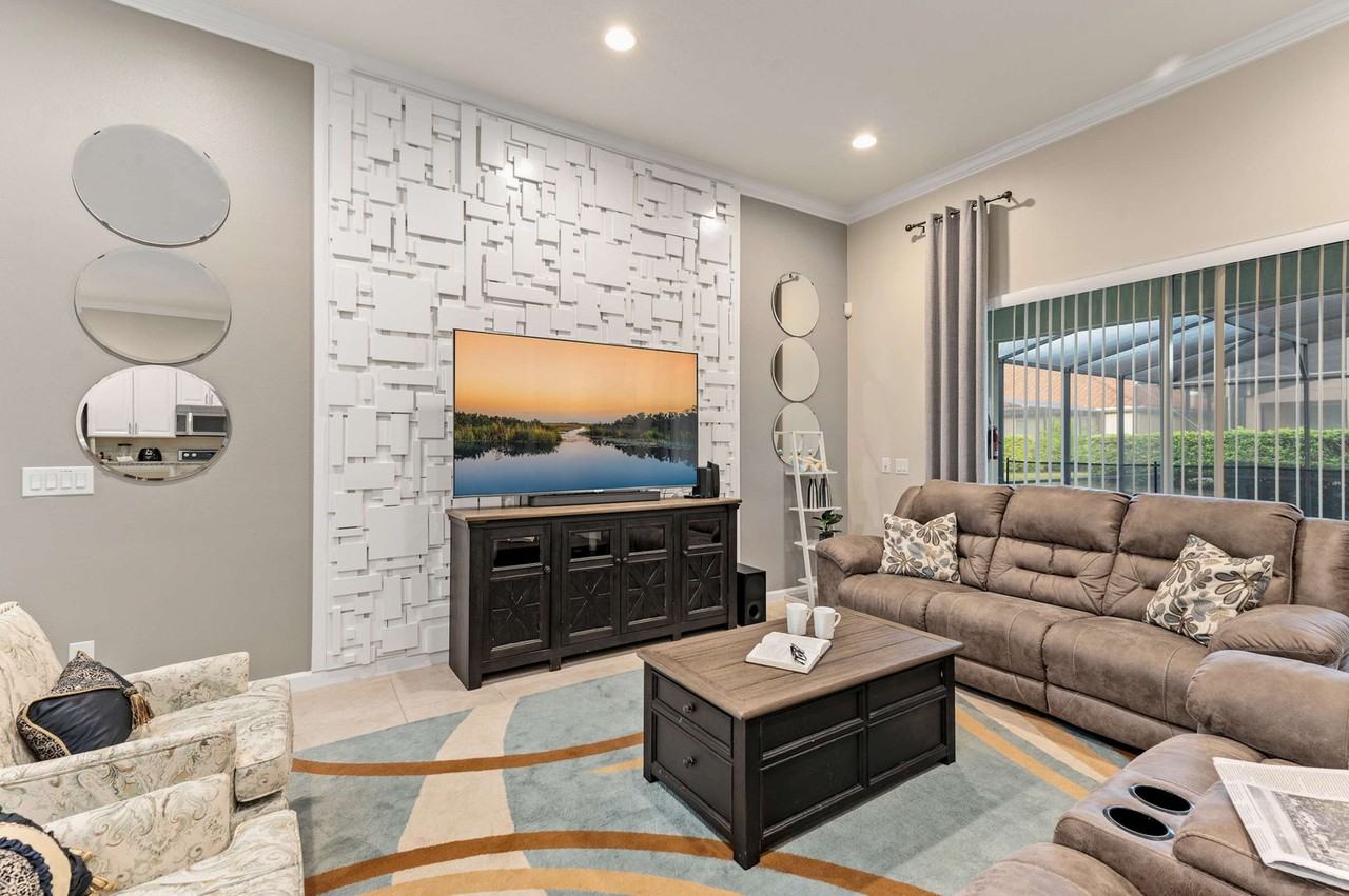 4076 Oaktree Dr #1029662P - Photo 5 of 50