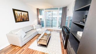 30 Grand Trunk Cres - Photo 1 of 1