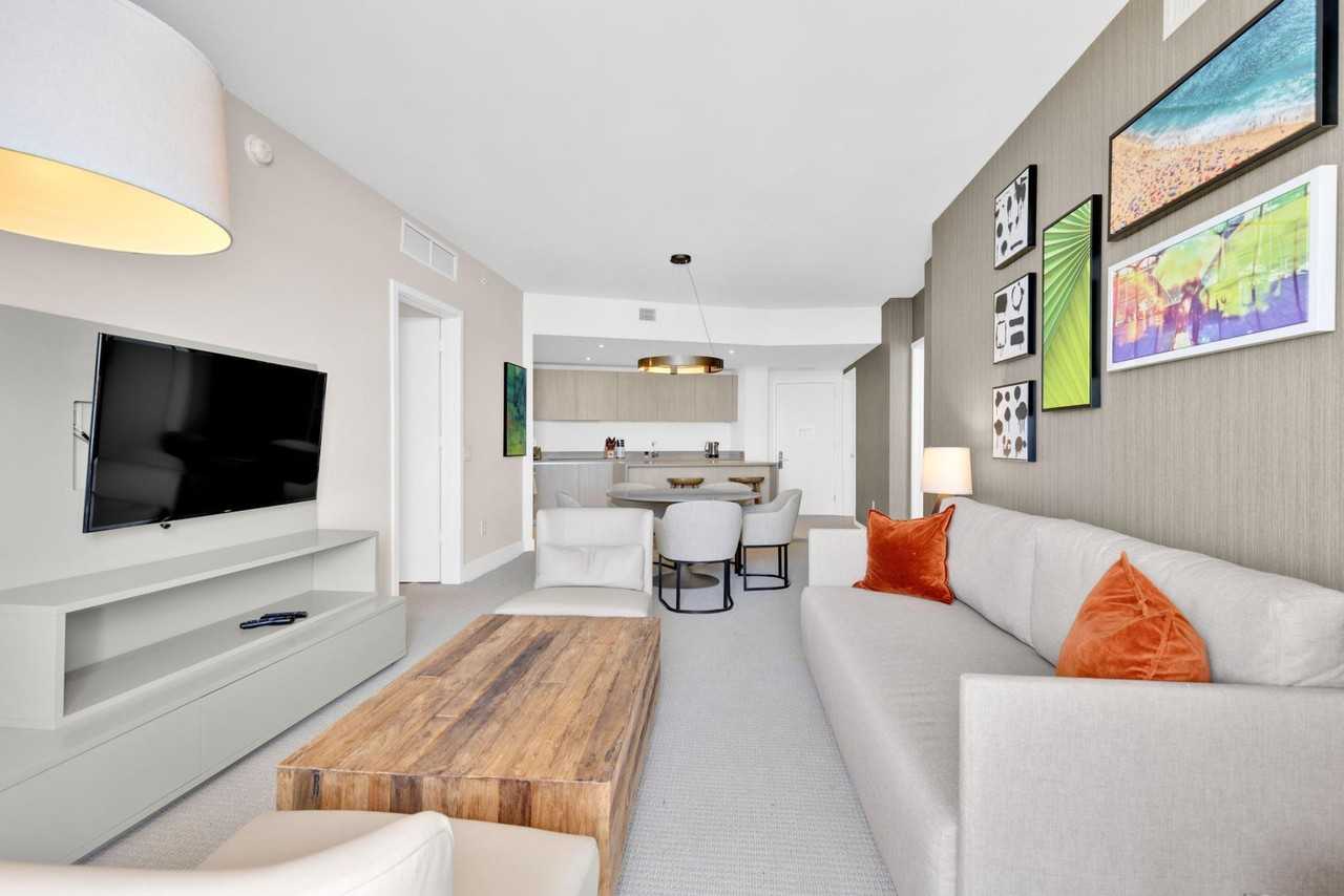 4011 S Ocean Dr #1049805P - Photo 3 of 28