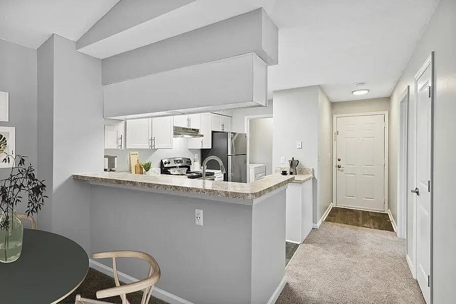 Rise Bridgeview - Photo 7 of 50