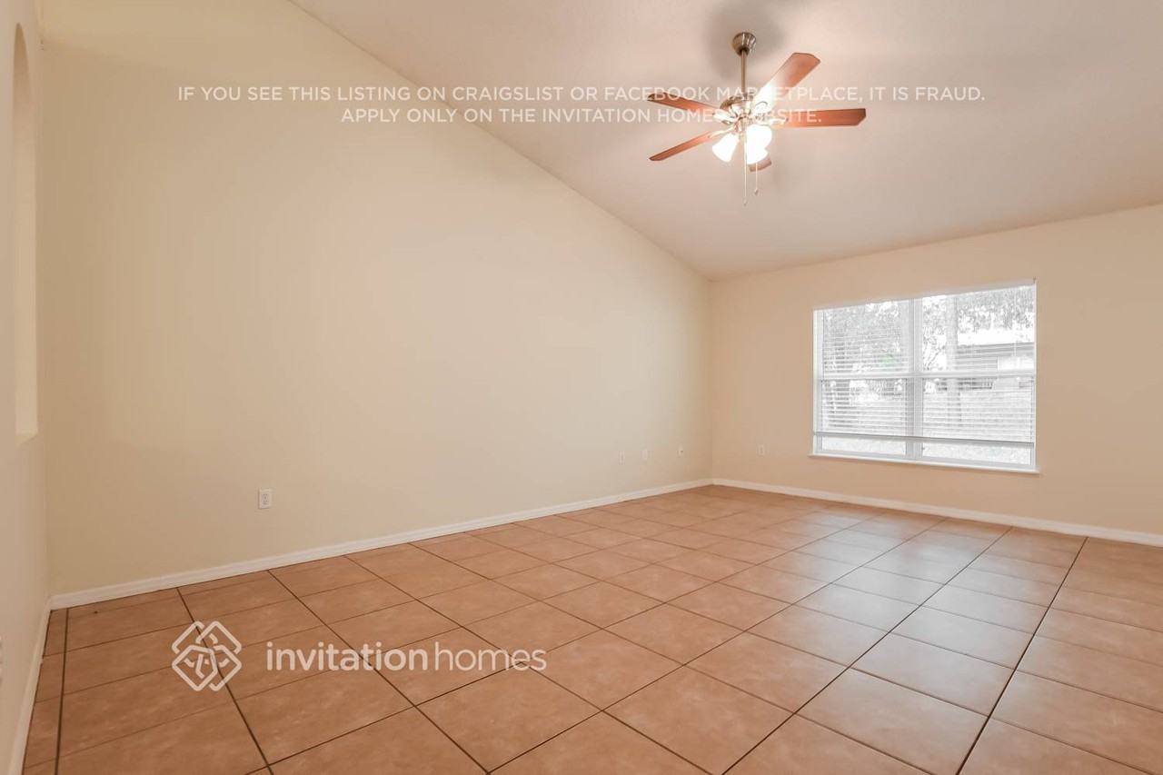 1037 White Bark Ct - Photo 3 of 17