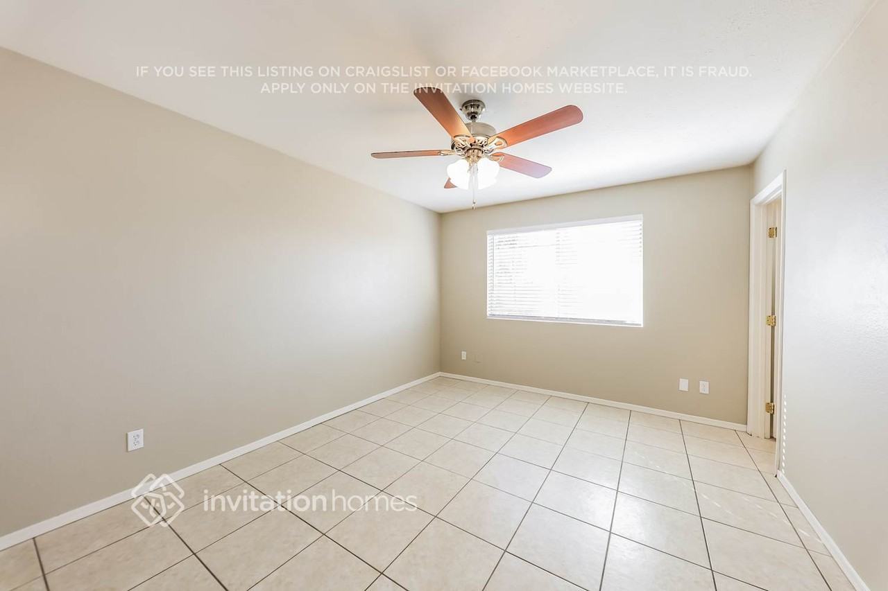 17402 N 34th Ln - Photo 6 of 14