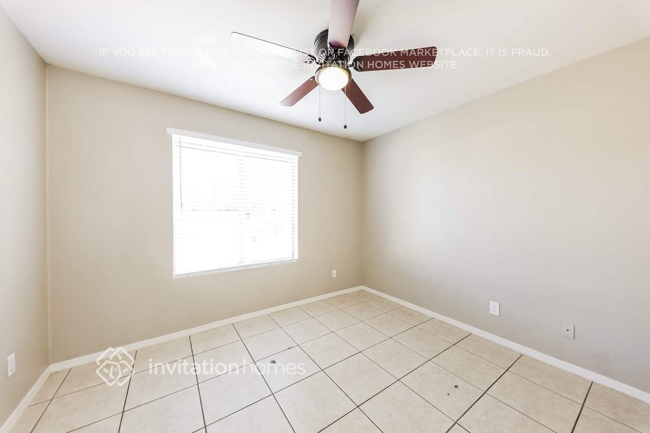 17402 N 34th Ln - Photo 7 of 14