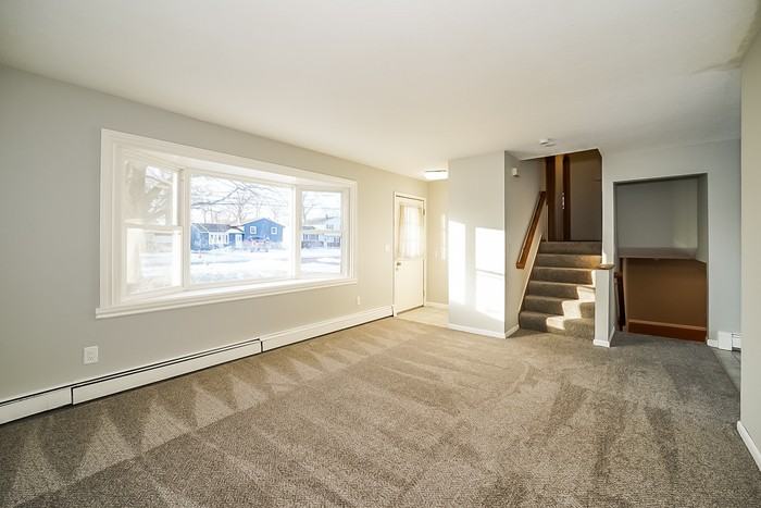 7611 Goldenrod Dr - Photo 2 of 14