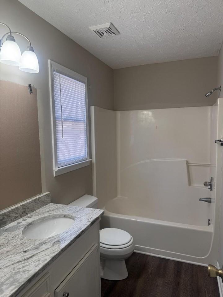 602 Garden Hills Dr - Photo 4 of 17