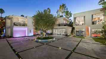 featured image of 1111 Sierra Alta Way #NA
