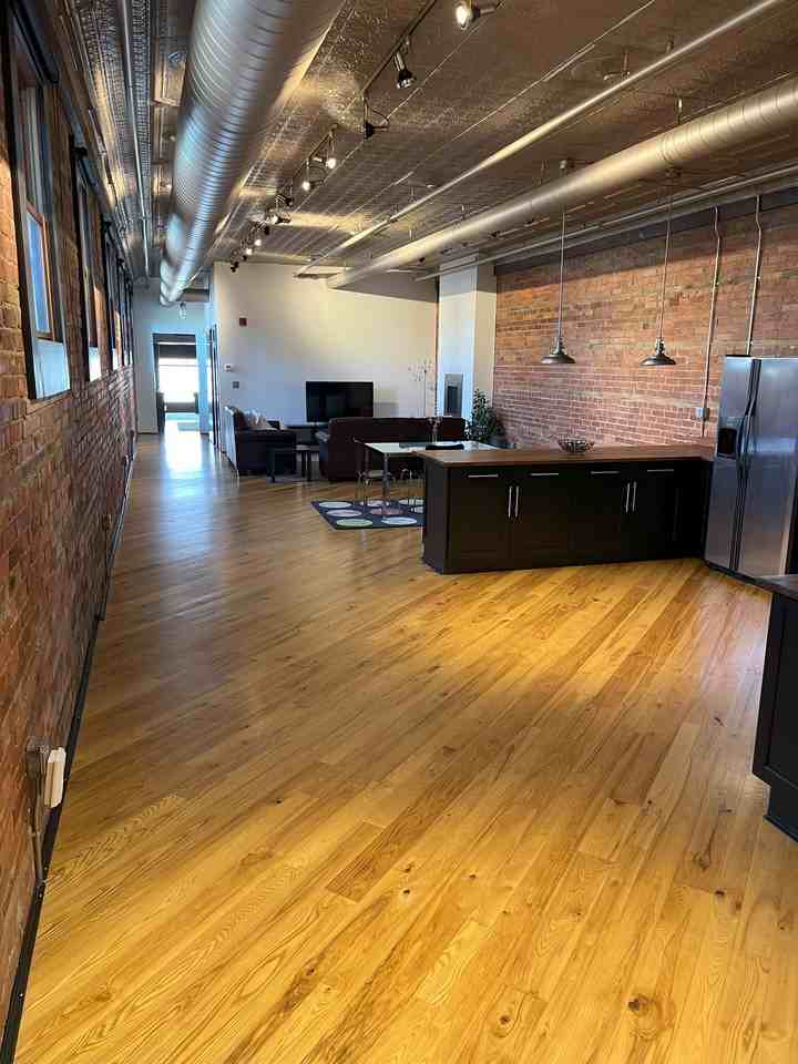 209 E 3rd St #2A - Photo 5 of 24