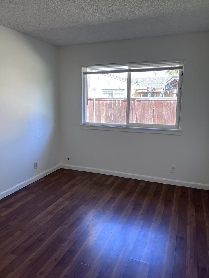 3868 Muir Place Ct #NA - Photo 3 of 6