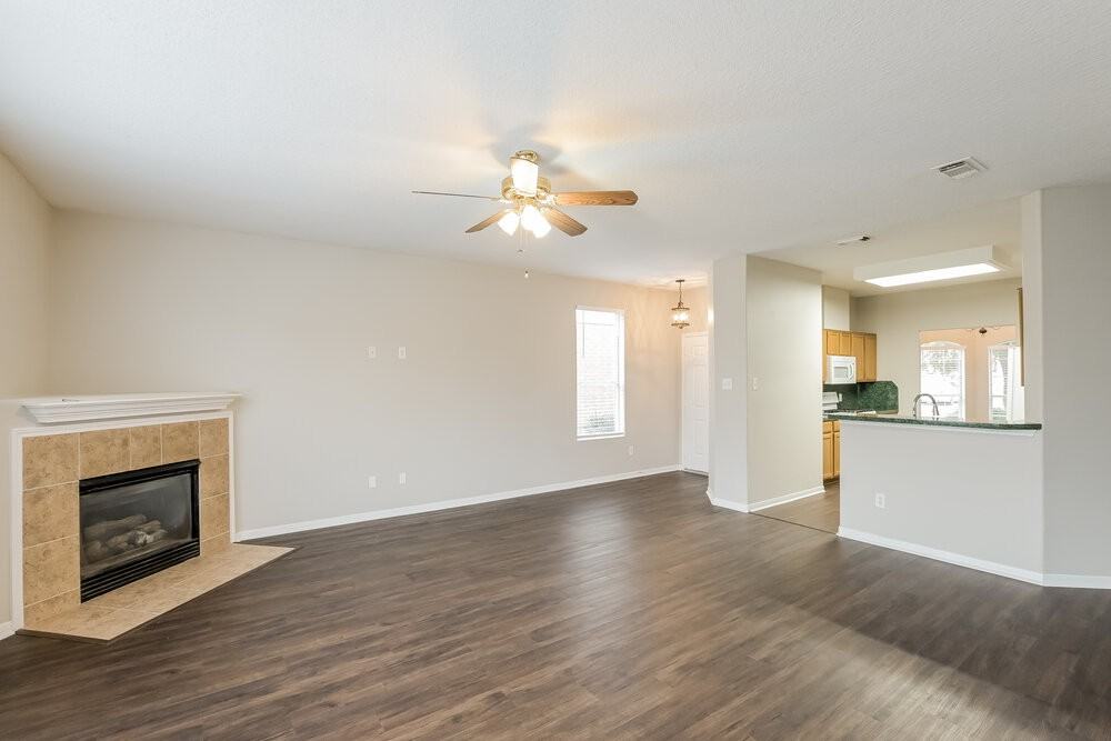 12151 Landsdown Ridge Way - Photo 6 of 17