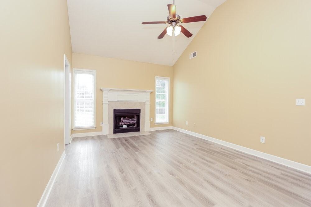 119 Howard Woody Dr - Photo 5 of 17