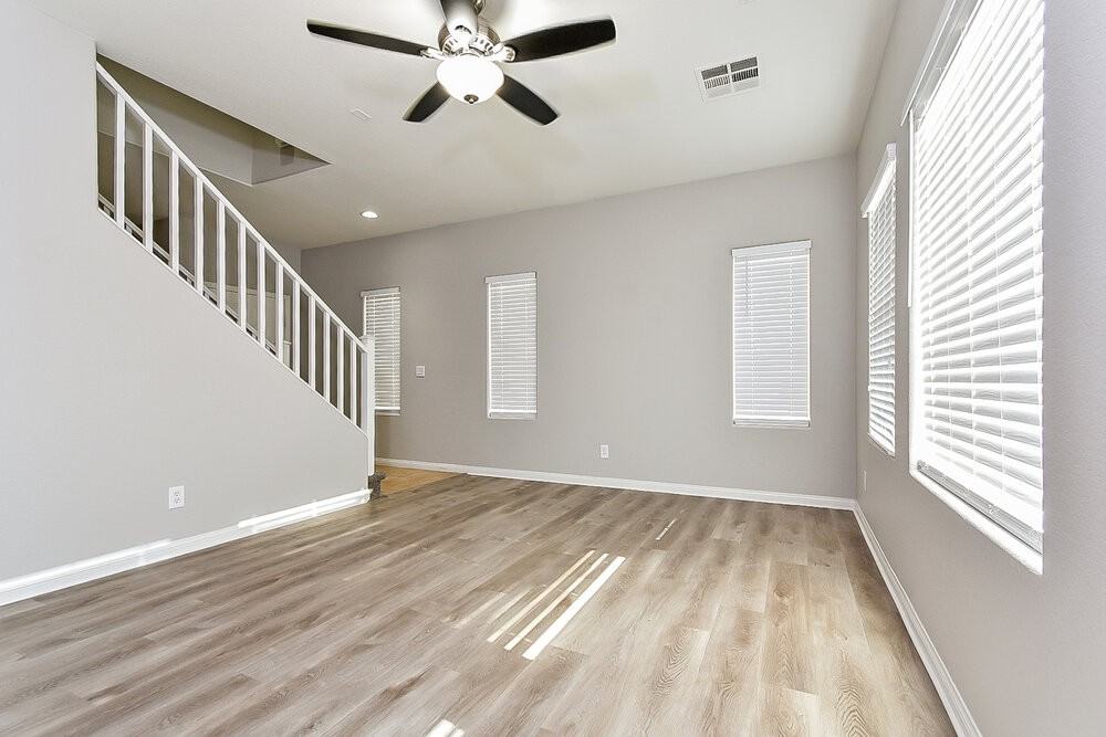 7620 Ambersnail St - Photo 4 of 17