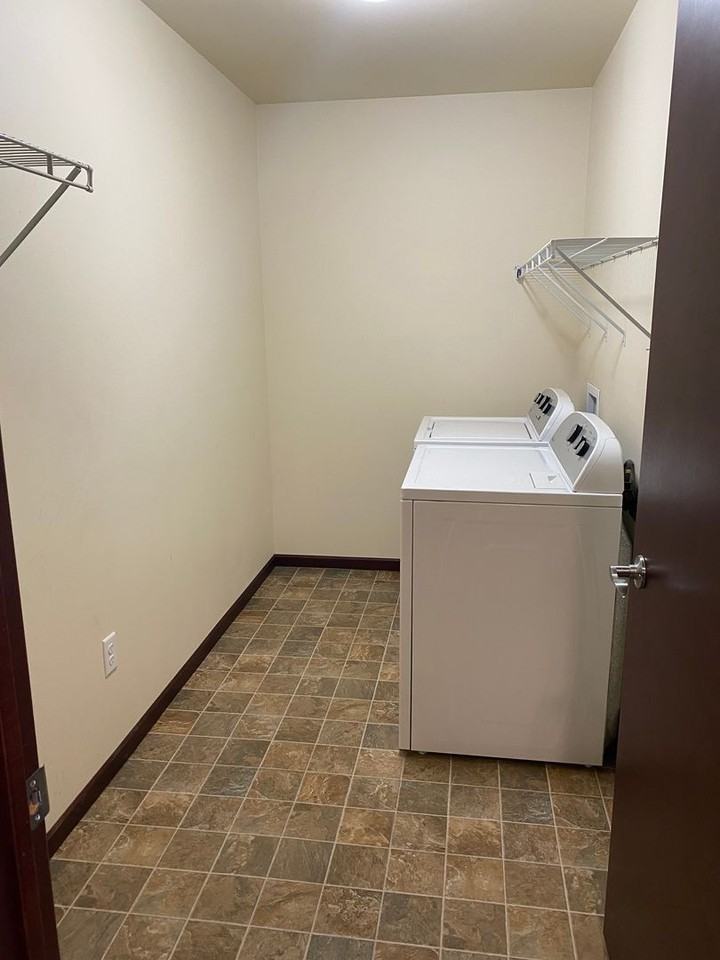 Whispering Pines - Photo 6 of 13