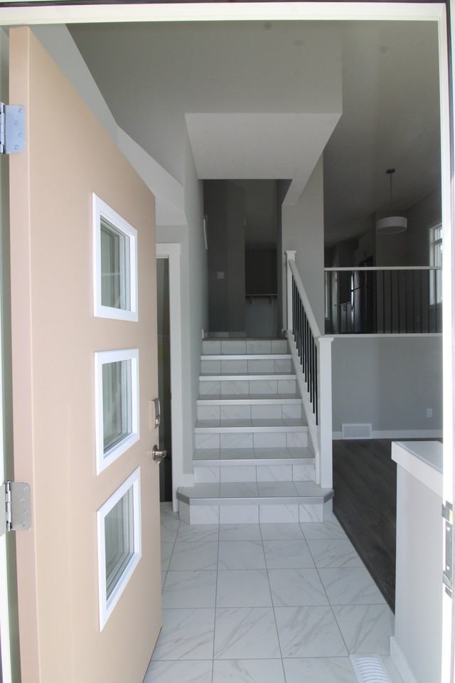 18 Sage Bluff Manor NW - Photo 3 of 49