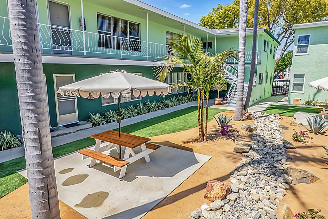 The Cadillac I - Photo 2 of 5