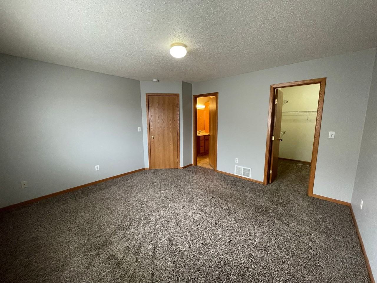 1830 10th St W - Photo 7 of 26