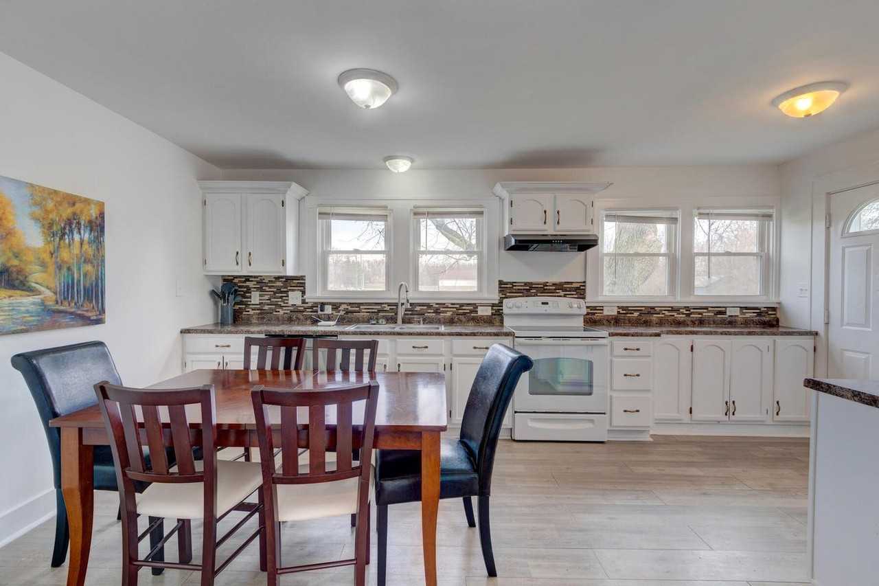 Charming Indianapolis Bungalow Near Garfield Park - Photo 6 of 20