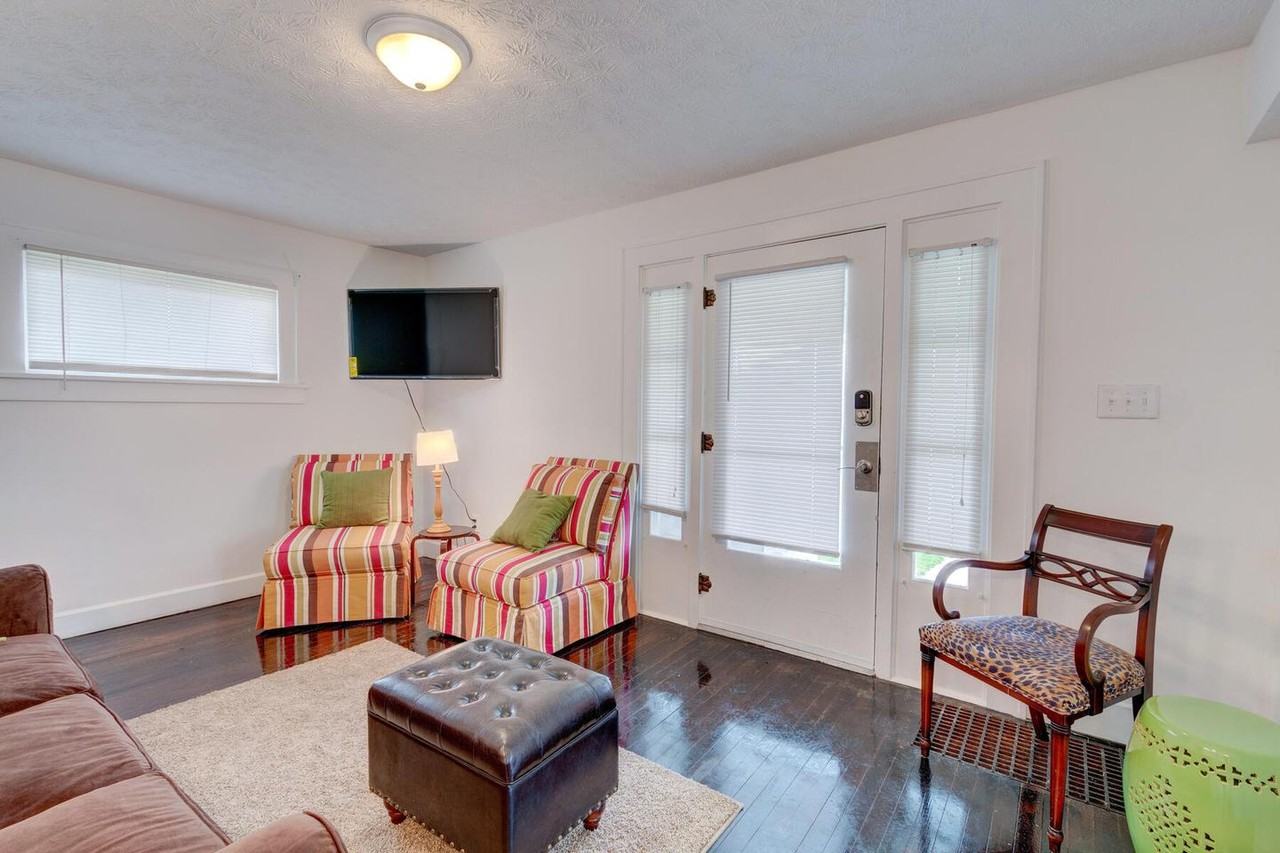 Charming Indianapolis Bungalow Near Garfield Park - Photo 2 of 20