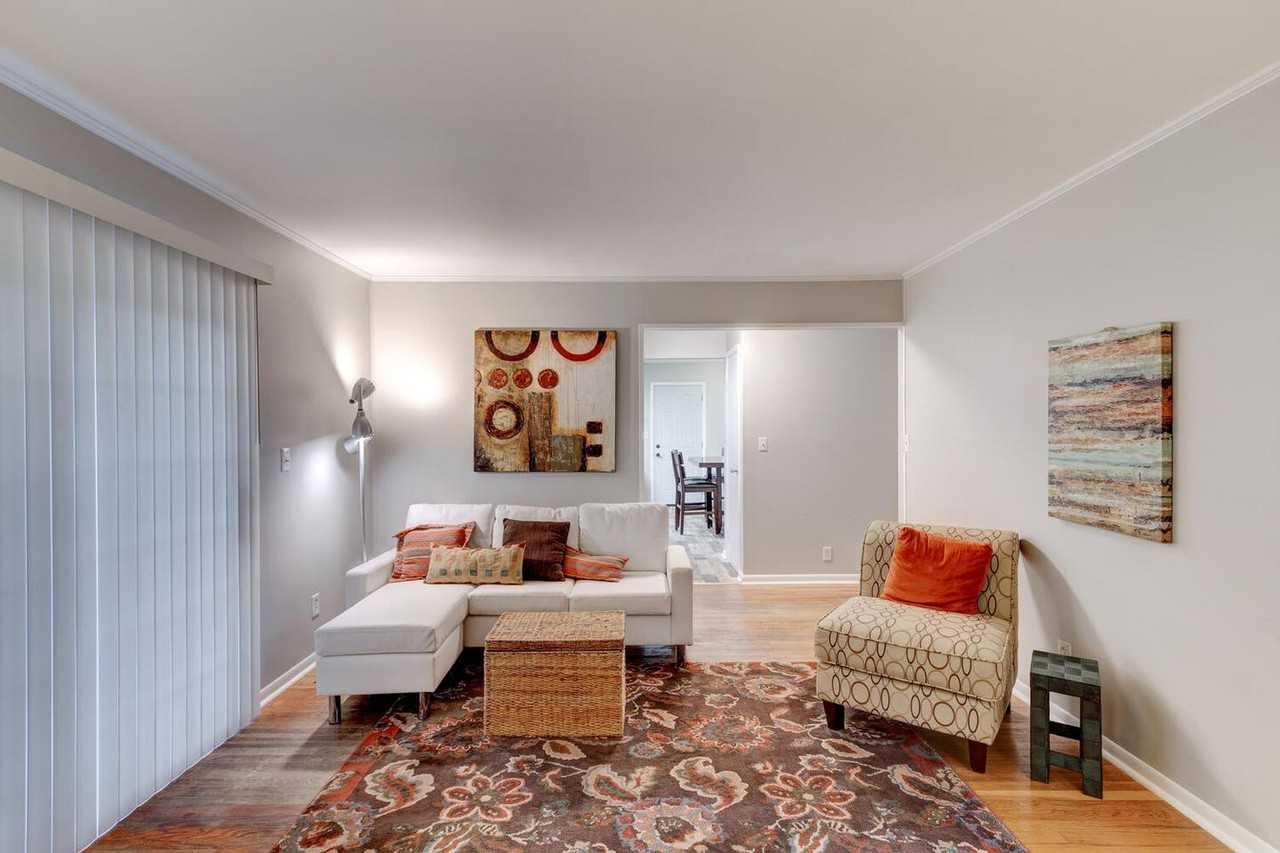 Charming Indianapolis home close to Fort Harrison State Park and trails - Photo 6 of 21