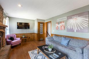 Modern Kansas City home with a prime location and stylish living spaces! - Photo 1 of 1