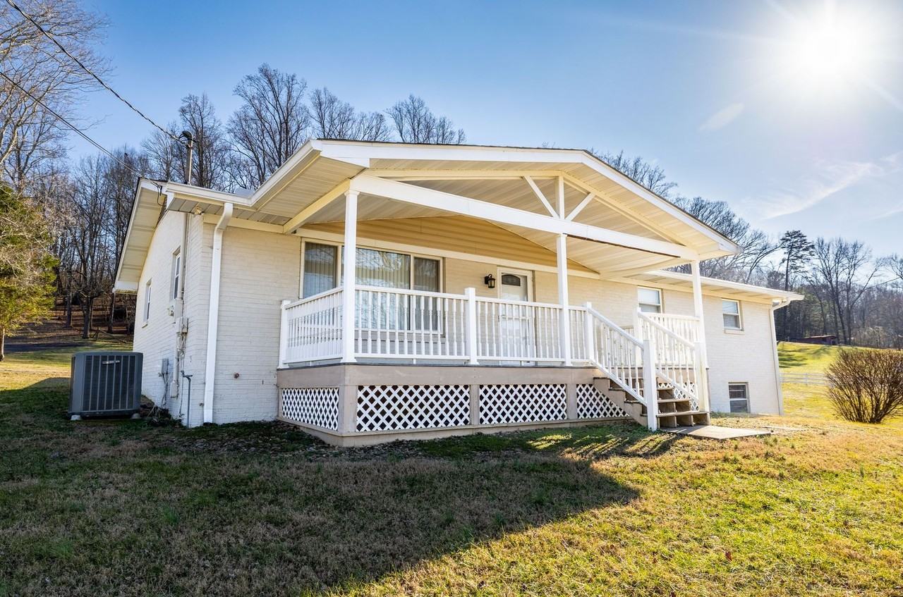 5120 Nails Creek Rd - Photo 3 of 38