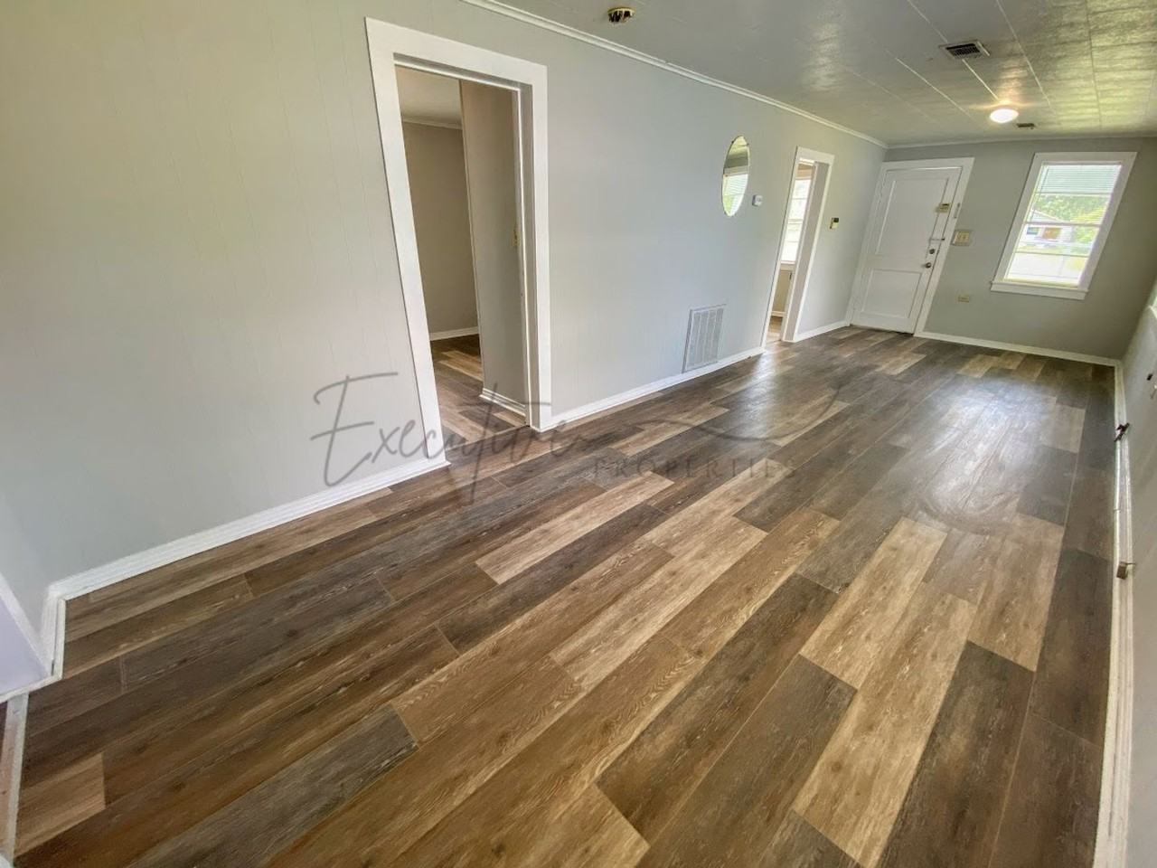 411 S Philbrick Ave - Photo 4 of 18