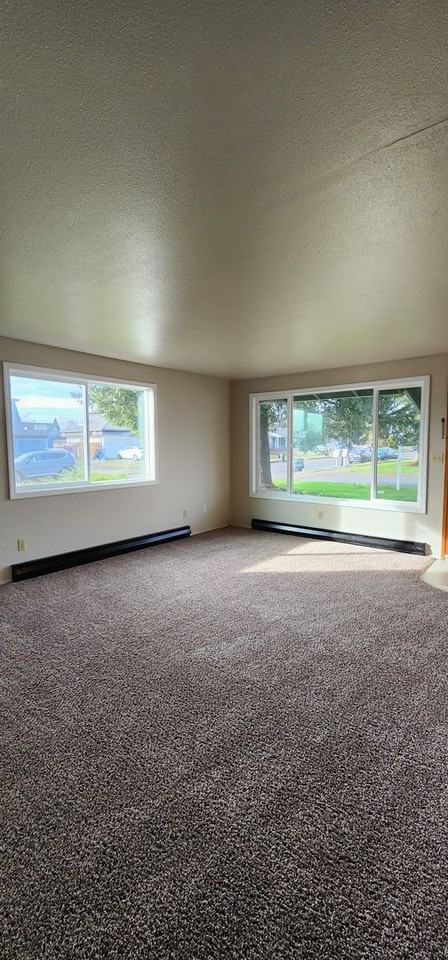 411 - Main St 6-Plex - Photo 6 of 16