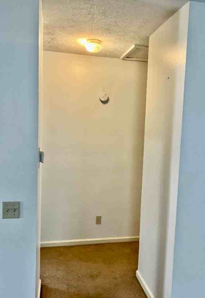 874 Harvard Dr - Photo 2 of 8