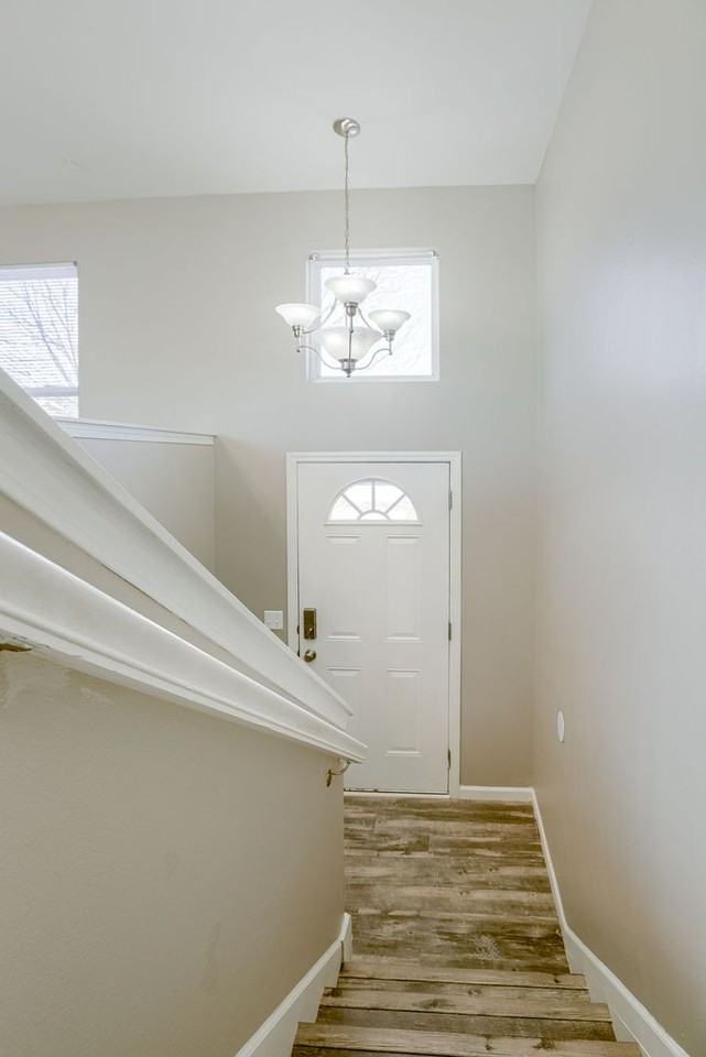 19417 V St - Photo 3 of 23