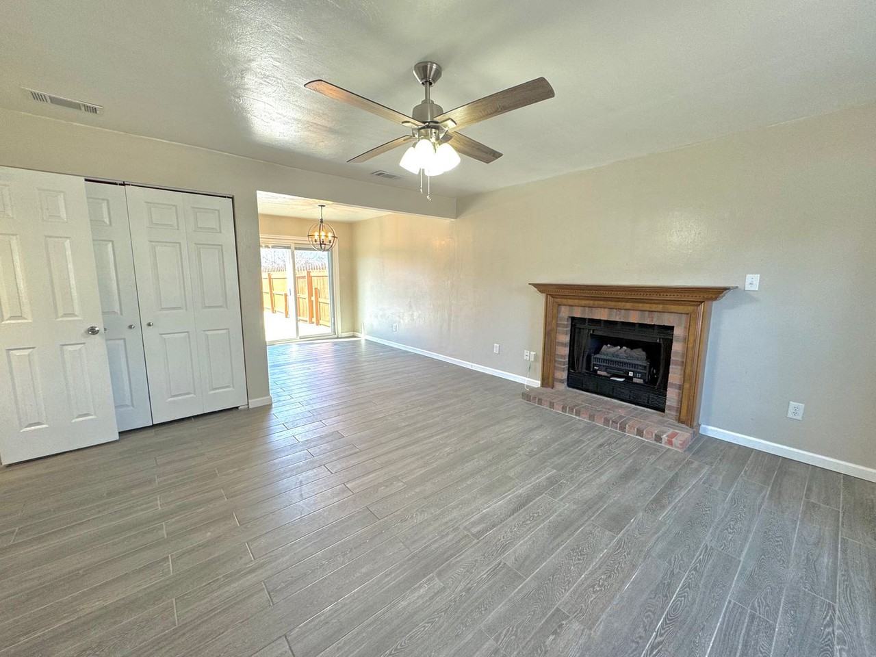 1037 Still Harbor Cir - Photo 3 of 20