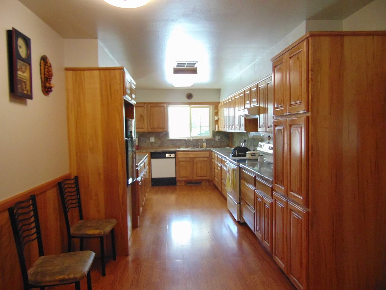 2813 Indiana St Ne - Photo 5 of 15